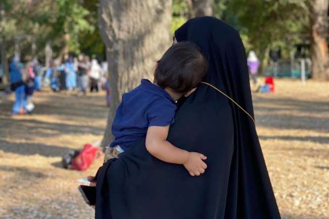 هل جعلت التكنولوجيا حياة الأمهات أفضل؟